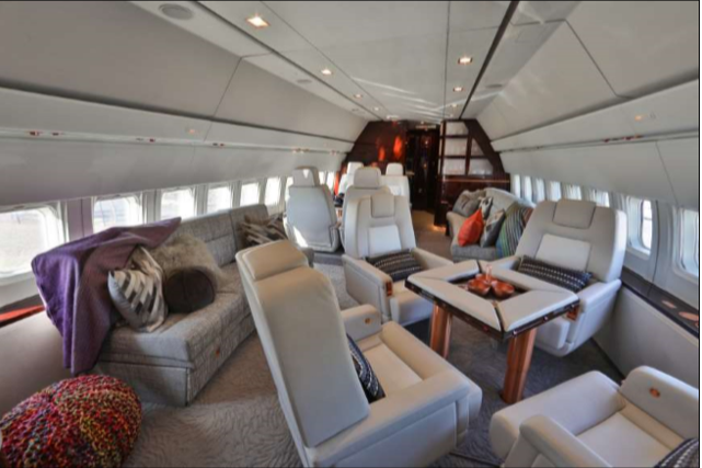 737 Vip Commercial Aircrafts | Exclusive Jet 7